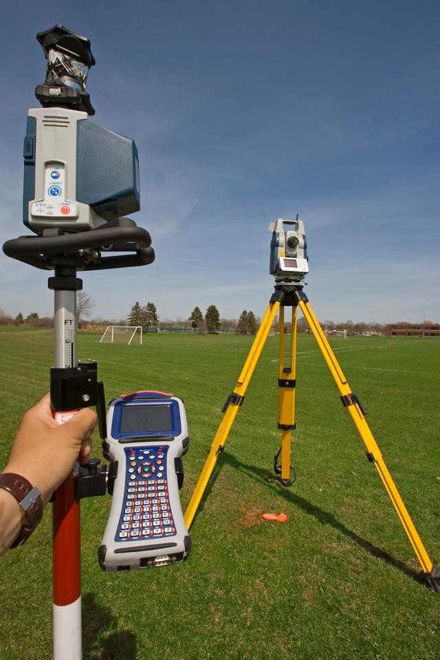 专业测绘服务 从GPS RTK到全站仪的高效解决方案